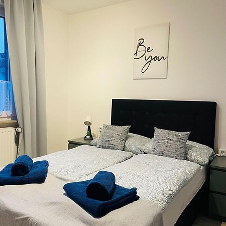 Quartier 7 - Zentral Gelegene Ferienwohnung Mit Stadtblick Bremerhaven Exteriör bild