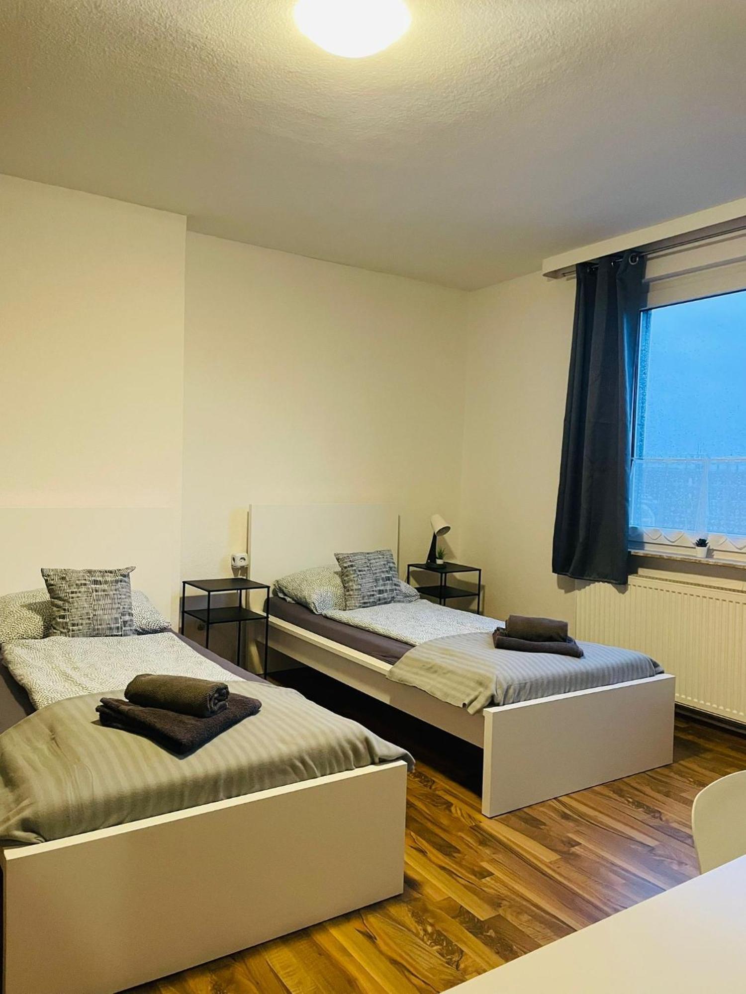 Quartier 7 - Zentral Gelegene Ferienwohnung Mit Stadtblick Bremerhaven Exteriör bild